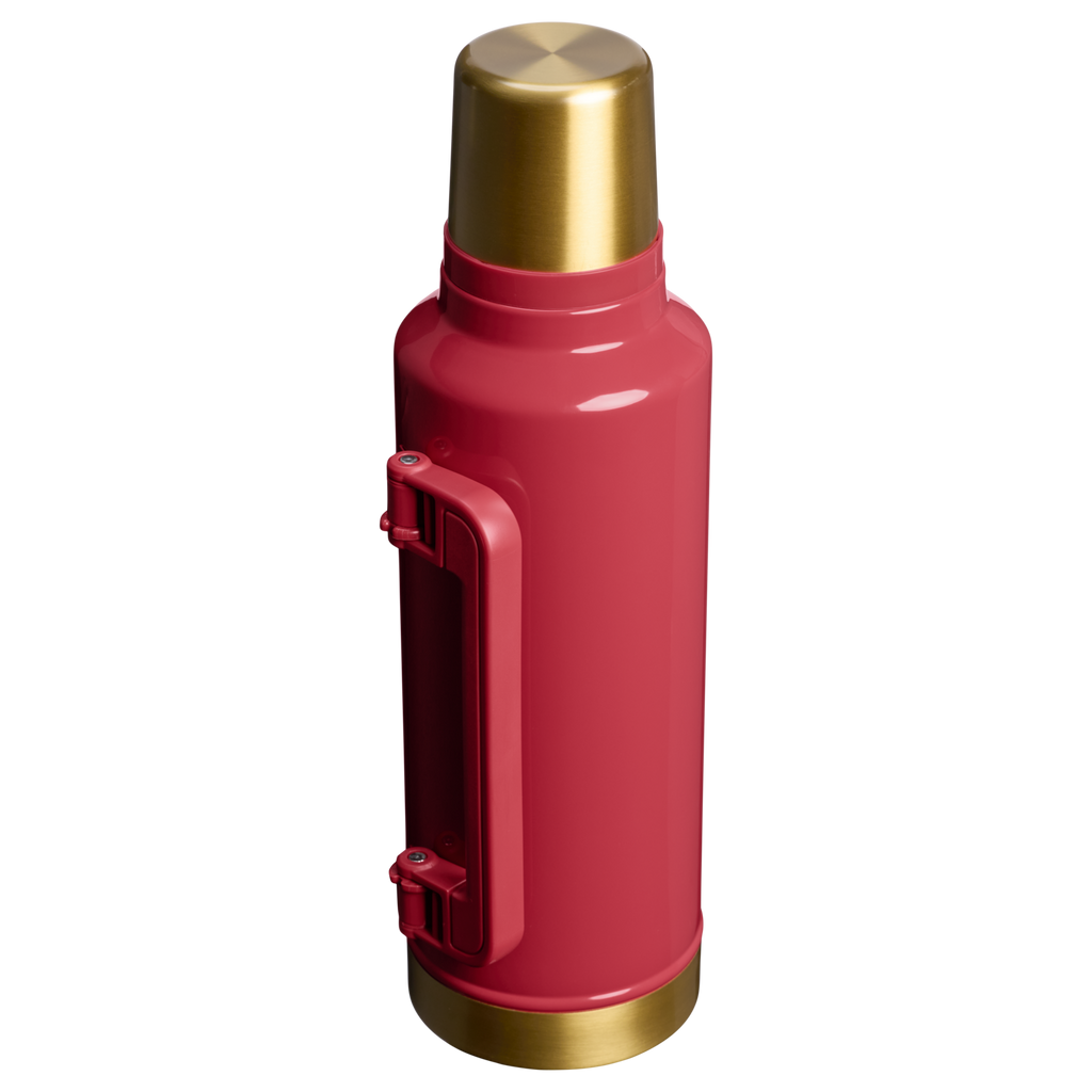 Stanley The Cheers & Cheer Classic Legendary Bottle | 2 QT